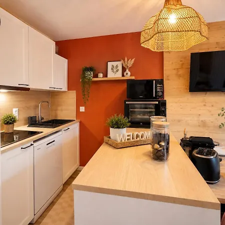 Cozy Duplex For 8 Lejlighed