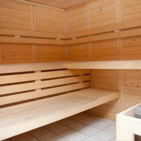 Cozy Duplex For 8 *